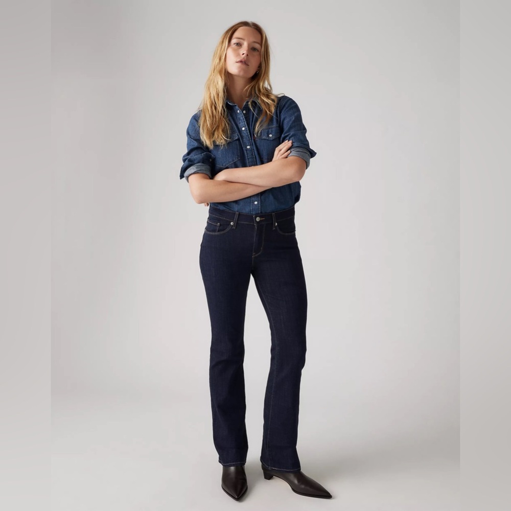 Levi’s Classic Bootcut Women’s Jeans in Island Rinse